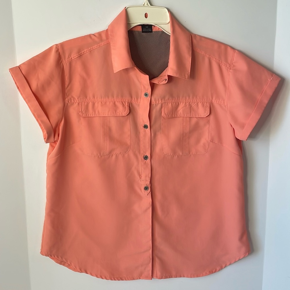 Canyon Creek Women's Medium Top Blouse Vented